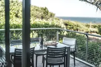 The Retreat Beach Houses