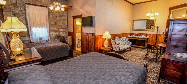 Irma Hotel Hotels in Park County
