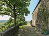 Halstead Green Farm Hotel dekat Hebden Bridge