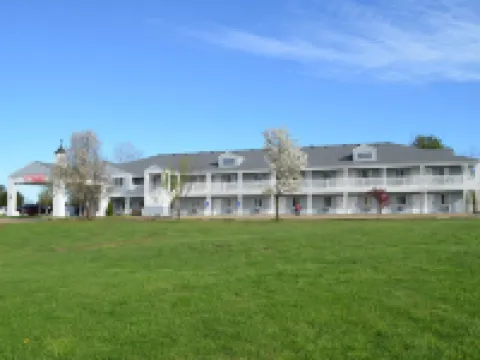Madison Inn Lodge Hotels in Fredericktown