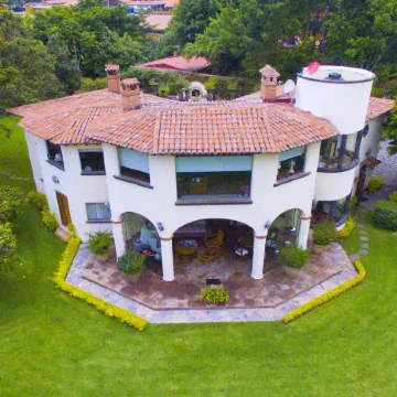 Casa Bugambilia, Un Pequeño Hotel en Tepoztlán