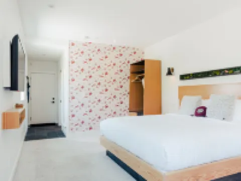 Pluvio Restaurant and Rooms Hotels in Ucluelet