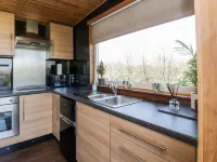 Blackbrae Cabin Hotels in Caldercruix