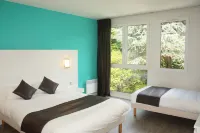 Logis Latitude Ouest Hôtel Restaurant & Spa Hotels in Douarnenez