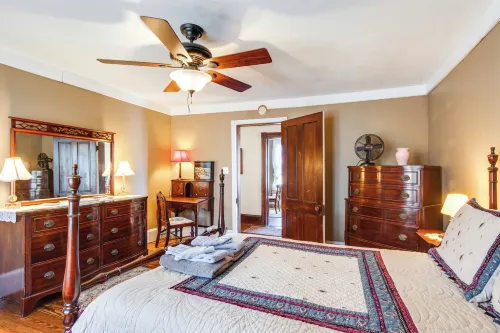 Biking Trails, Fishing, Parks & More! Poconos Home - 3 estrellas
