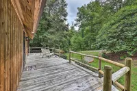 Quiet Max Meadows Cabin, 12 Acres of Property - Pet friendly