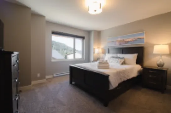 Echo Landing #20 3 Bedroom Townhouse