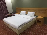 Kol Alayam Hotel Hotels in Al Sharayaa