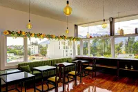 Mint Hotel - breakfast