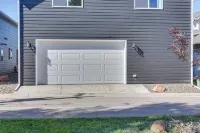 Spacious, Rustic Spearfish Home Walk to Downtown!