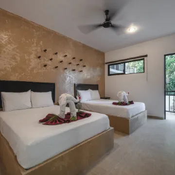 Hotel Kuxtal