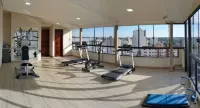 Hotel Lang Palace - Fica No Centro da Cidade - ที่มีฟิตเนส