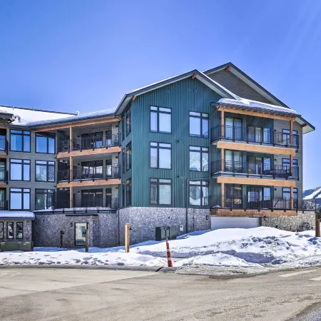 Modern Winter Park Condo w/ Community Hot Tub!