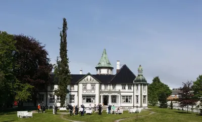 Bårdshaug Herregård Hotel a 