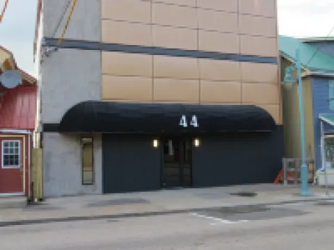 Dockside Suites Hotels in Digby