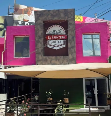 La Frontera Suites Motel Отели рядом с достопримечательностью «Gran Plaza Juan Gabriel»