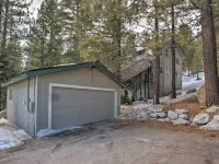 Stateline Ski House Walk to Boulder Lift! Hotels in Stateline