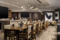DoubleTree by Hilton West Kelowna Hotels in Central Okanagan H