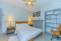 Massive 5BD/4BA 3-Story Duplex @ Downtown Albany