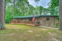 Home on Douglas Lake - Fish and Kayak! - Parkering
