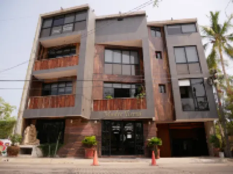 Madre Tierra Hostal Hotels in Puerto Escondido