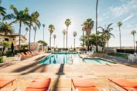 Harbor View Inn - Beach