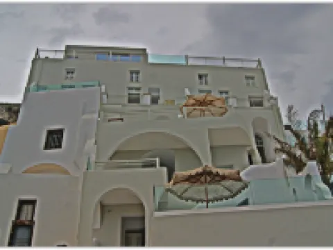 Nefeles Luxury Suites Hotels in Santorini