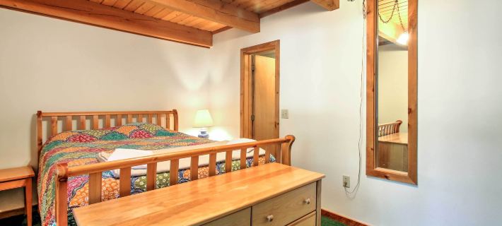 Cozy Bartlett Townhome < 3 Mi to Attitash Mountain Hotels in Bartlett