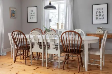 Bergs Gård & Hållsvikens Gård Отели в г. Нючёпинг