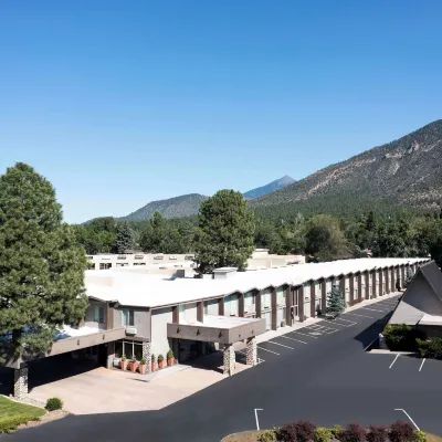 Best Western Pony Soldier Inn  Suites Các khách sạn gần Trung tâm mua sắm Flagstaff
