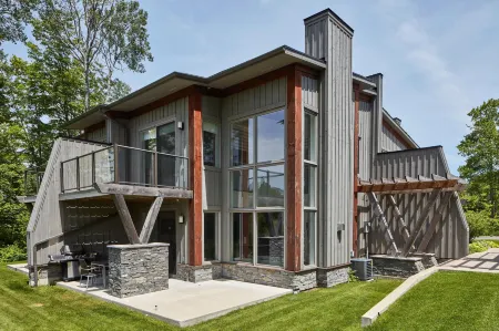 Muskoka Bay Resort Отели в г. Грейвенхерст