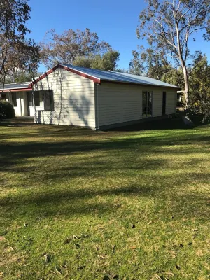 The Abbey Raymond Island Hotels in Paynesville