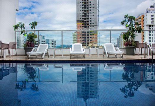 Ramada by Wyndham Panama Centro Via Argentina