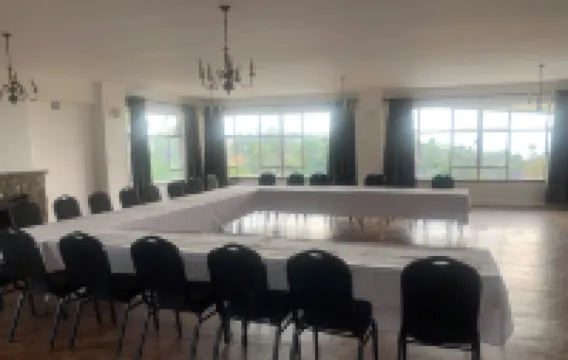 布朗德斯伯裏公園酒店 尼揚加酒店