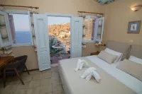 Niriides Hotel Apartments - Meerblick
