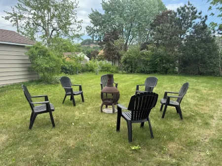 3BR Ranch / Near Hospitals, Universities, Bluff, River, Coffee Shop, & More!