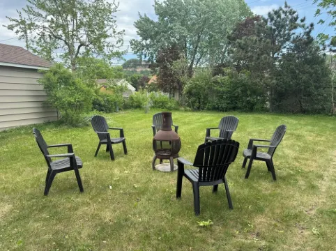 3BR Ranch / Near Hospitals, Universities, Bluff, River, Coffee Shop, & More!