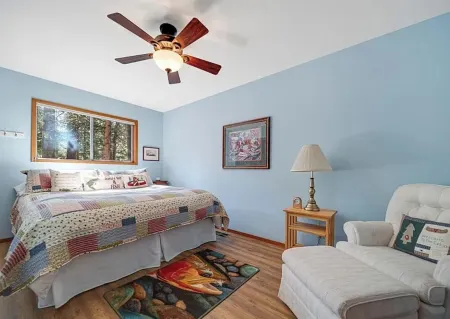2-bedroom cabin in Lake Almanor West.