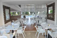 โรงแรมเฟดราเนีย การ์เด้นส์ - พร้อมอาหารเช้า