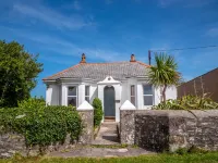 Western Watch Hotels in Pendeen