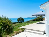 Avalon Sea Views Hotels in Torpoint