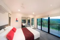 Seclude Rainforest Retreat Hotels in Palm Grove