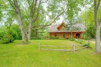 Handcrafted Log Home on River Near Crystal Mtn - 3-Star