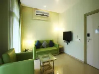 The Waterfront Shaw Lavasa Hotels in Dhamale Wadi