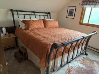 Creekside Cabin - with WiFi in Grand Lake Granby - 3 bedrooms for a cozy getaway