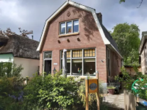 Apartment in Giethoorn by Scenic Canals Hotels in Giethoorn