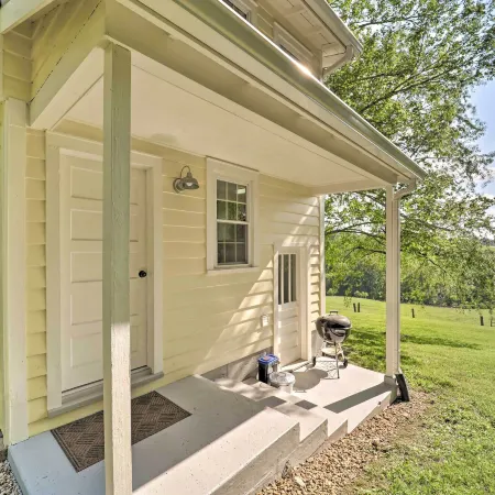 Abingdon Family Getaway w/ Porch & Views!