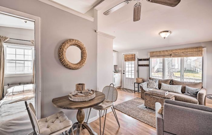 Bright Belmar Cottage < Half Mi to Boardwalk!