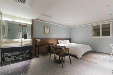 Yeongju Case Hotel Отели в г. Йонджу