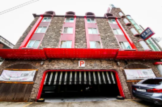 Jeonju Geumam-Dong Time Hotel dekat Chonbuk National University